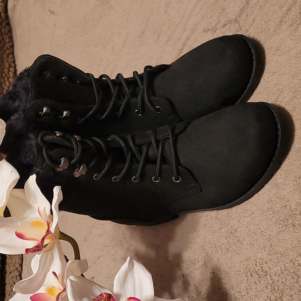 Fur Trim Combat/Hiking Boots - BRAND NEW - Picture 6 of 9
